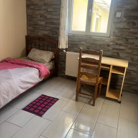 Guest house Spacious *