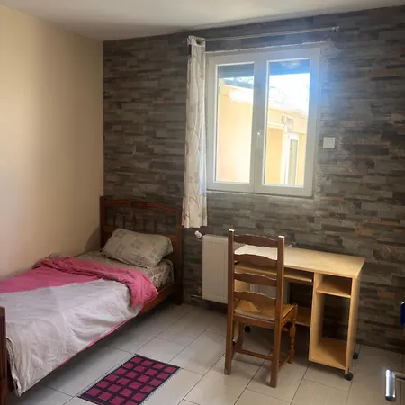 Spacious Guest house Massy (Essonne)